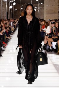 Louis Vuitton RTW Spring 2018