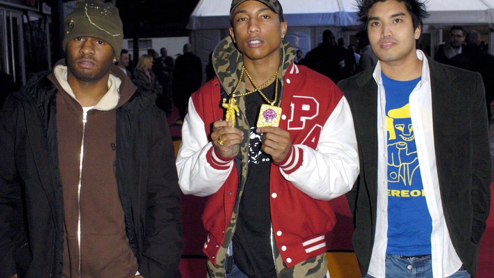 PHARRELL WILLIAMSTHE BRIT AWARDS, EARLS COURT, LONDON, BRITAIN - 17 FEB 2004