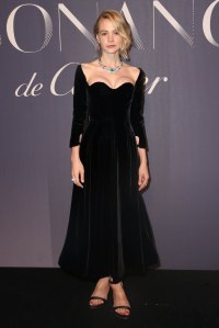 Carey MulliganResonances de Cartier jewelry collection launch, Arrivals, New York, USA - 10 Oct 2017WEARING DIOR SAME OUTFIT AS CATWALK MODEL *8891476ae