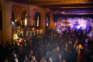 AtmosphereErdem x H&M Launch event, Front Row, Los Angeles, USA - 18 Oct 2017