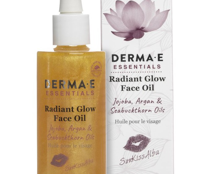 Radiant Glow Face Oil by Sun Kiss Alba and Derma E