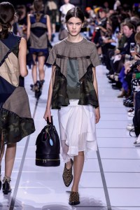 Sacai RTW Spring 2018