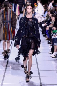 Sacai RTW Spring 2018