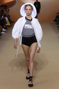 Shiatzy Chen RTW Spring 2018