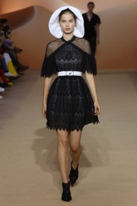 Shiatzy Chen RTW Spring 2018