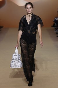 Shiatzy Chen RTW Spring 2018