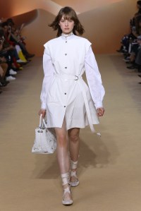 Shiatzy Chen RTW Spring 2018
