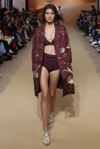 Shiatzy Chen RTW Spring 2018