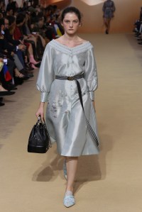 Shiatzy Chen RTW Spring 2018