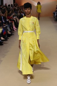 Shiatzy Chen RTW Spring 2018