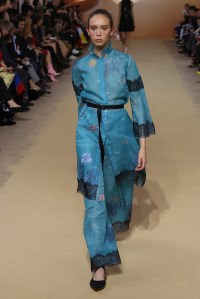 Shiatzy Chen RTW Spring 2018