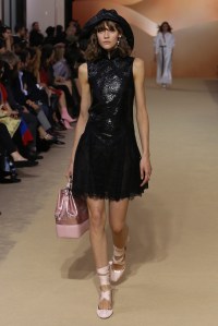 Shiatzy Chen RTW Spring 2018