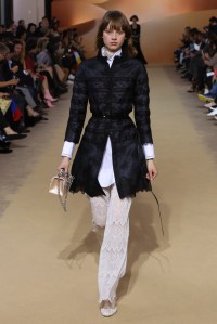 Shiatzy Chen RTW Spring 2018