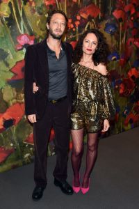 Ebon Moss-Bachrach, Yelena Yemchuk
