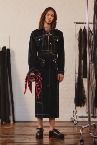 Alexander McQueen Resort 2018