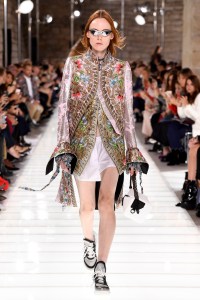 Louis Vuitton RTW Spring 2018