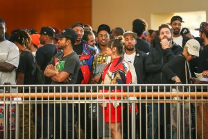 Street style at Complexcon 2017.