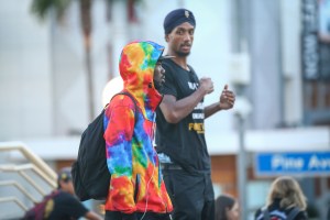 Street style at Complexcon 2017.