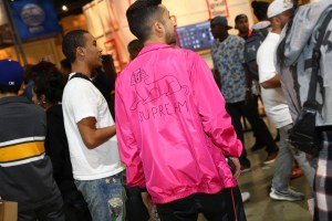 Street style at Complexcon 2017.