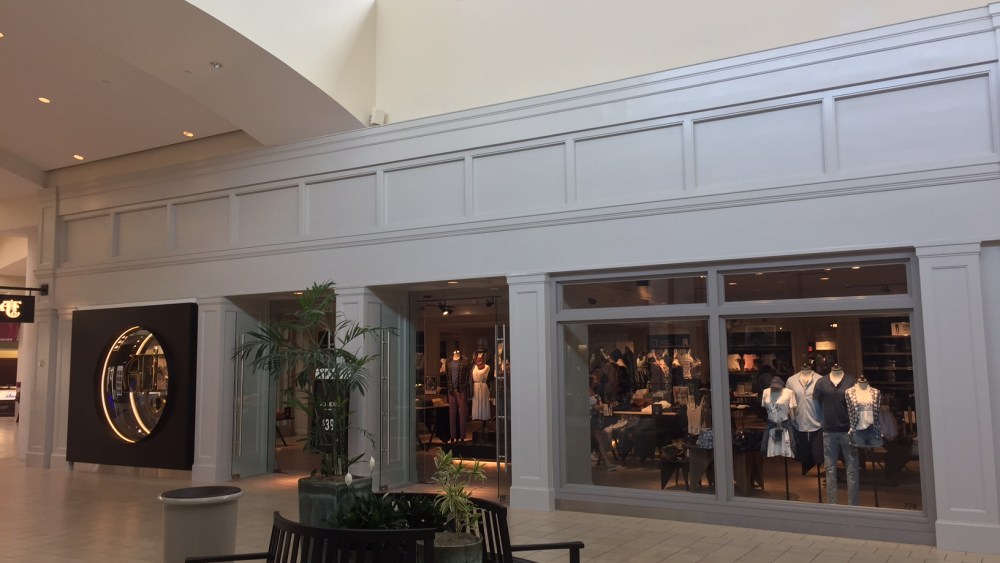 Abercrombie Shares Jump on Q3 Beat