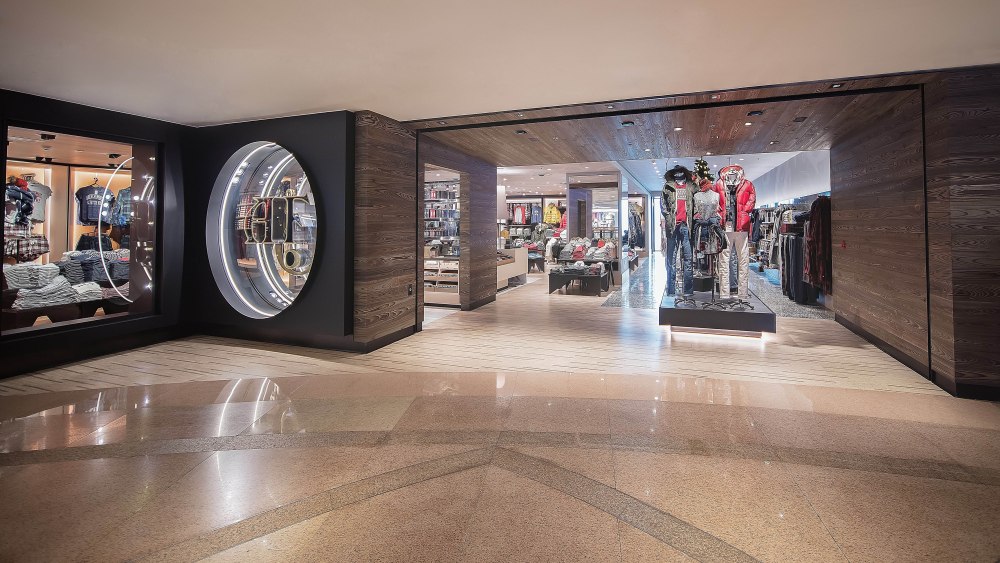 Abercrombie Opens First Overseas Prototype in Hong Kong