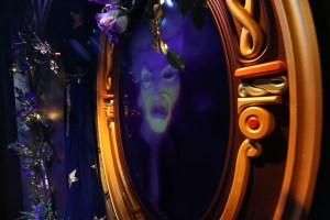 The "Snow White" Saks holiday windows.