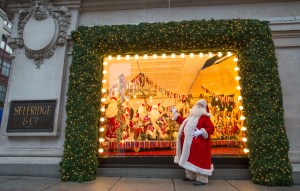 Selfridges is the first department store in the world to unveil its Christmas windows and full in-store displays led by the theme "With Love From", a celebration of both the cities Selfridges call home, and of people coming together.PHOTO MATT WRITTLE© copyright Matt Writtle 2017.