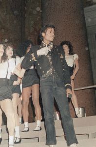 Singer Michael Jackson, center, shown at party at the Museum of Natural History honoring him for record sales thrown by CBS-Epic Records, New YorkMichael Jackson New York 1984, New York, USA