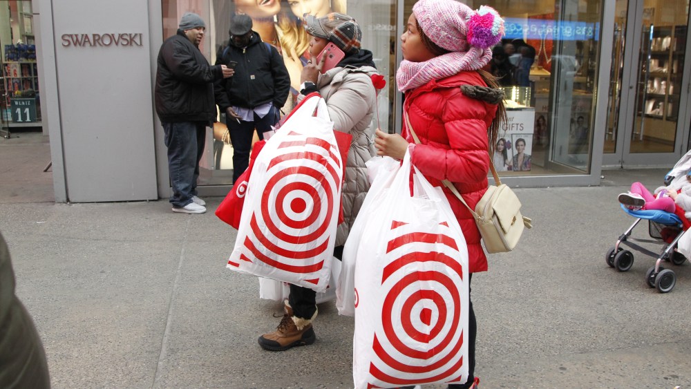 Retail on a Roll: Mastercard Data Shows Healthy Holiday Season