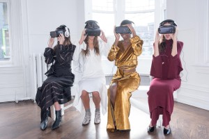 Guests of RESETª 002 experiencing the Spring/Summer 2018 virtual reality presentation from Sid Neigum.