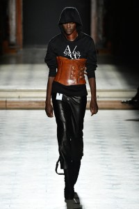 AF Vandevorst Couture Spring 2018A.F. Vandevorst Couture Spring 2018