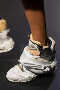 Details at Maison Margiela Couture Spring 2018