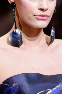 Details at Giorgio Armani Privé Couture Spring 2018
