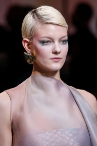 Details at Giorgio Armani Privé Couture Spring 2018