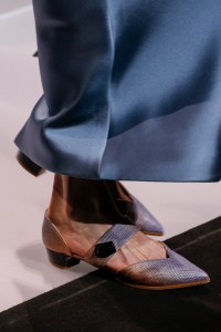 Details at Giorgio Armani Privé Couture Spring 2018