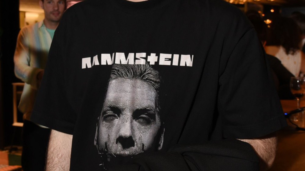 Demna Gvasalia