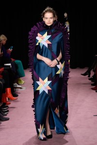 Viktor and Rolf Couture Spring 2018