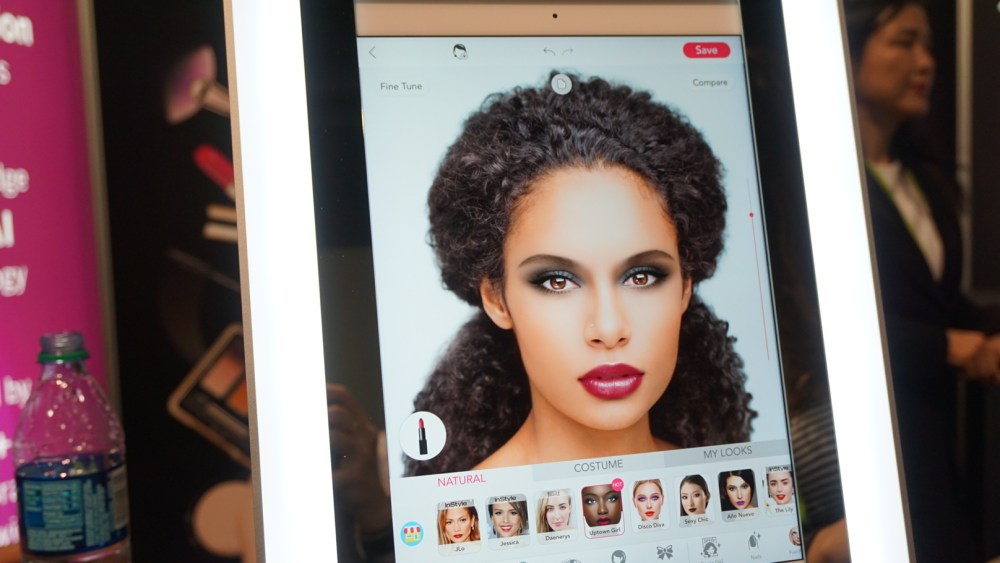 YouCam Makeup Perfect Corp. CES 2018 augmented reality