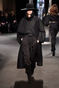 Alberta Ferretti RTW Fall 2018