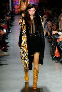 Anna Sui RTW Fall 2018