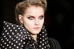 Details at Antonio Marras RTW Fall 2018
