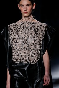 Details at Christopher Kane RTW Fall 2018