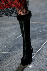 Details at Christopher Kane RTW Fall 2018