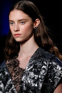 Details at Christopher Kane RTW Fall 2018