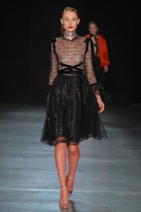 Daizy Shely RTW Fall 2018