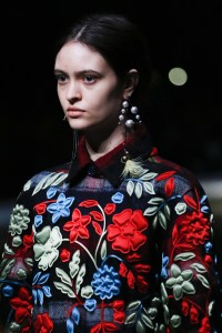 Details at Burberry RTW Fall 2018