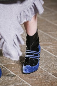 Details at Mary Katrantzou RTW Fall 2018