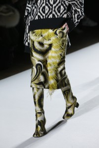 Details at Dries Van Noten RTW Fall 2018