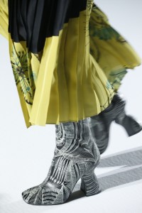 Details at Dries Van Noten RTW Fall 2018