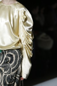 Details at Dries Van Noten RTW Fall 2018